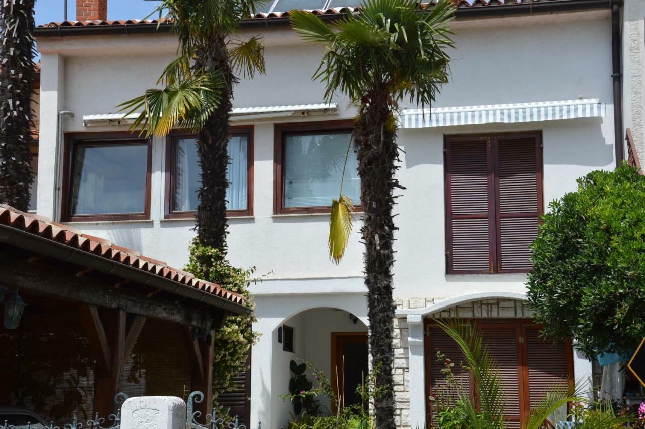Hous Mira Daire Poreč Dış mekan fotoğraf